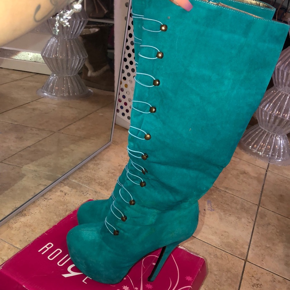 Platform Boots - image 4